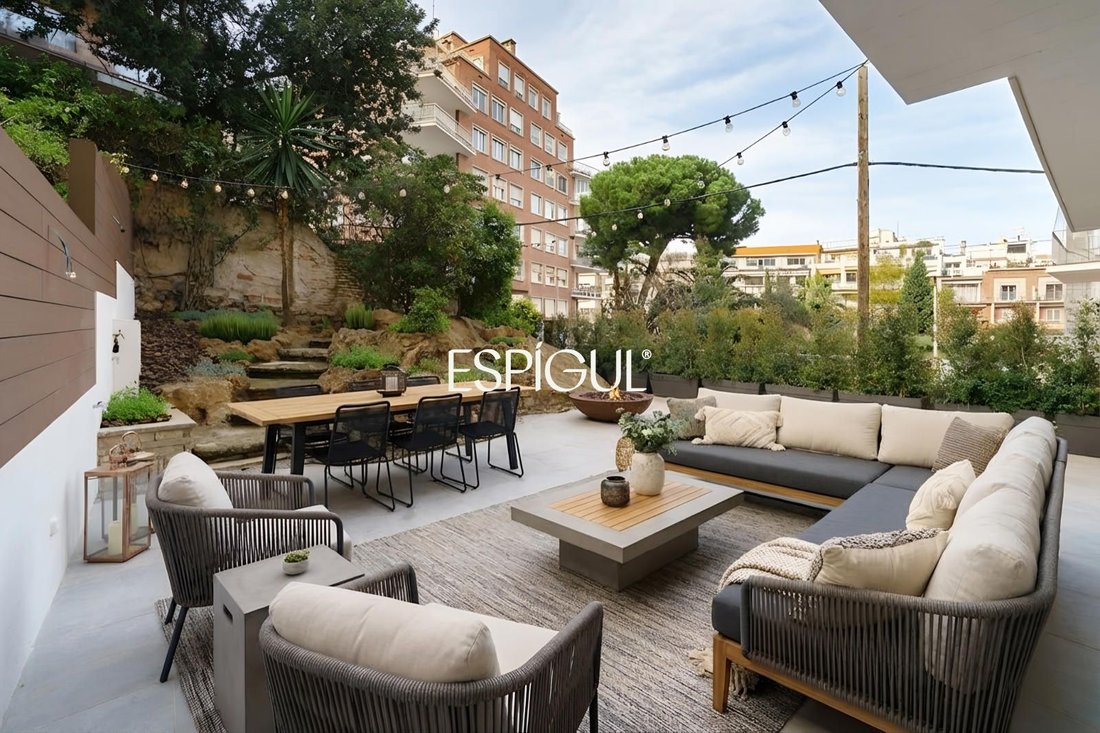 Apartment in Sarrià-Sant Gervasi, Barcelona, Spain 1 - 18094734