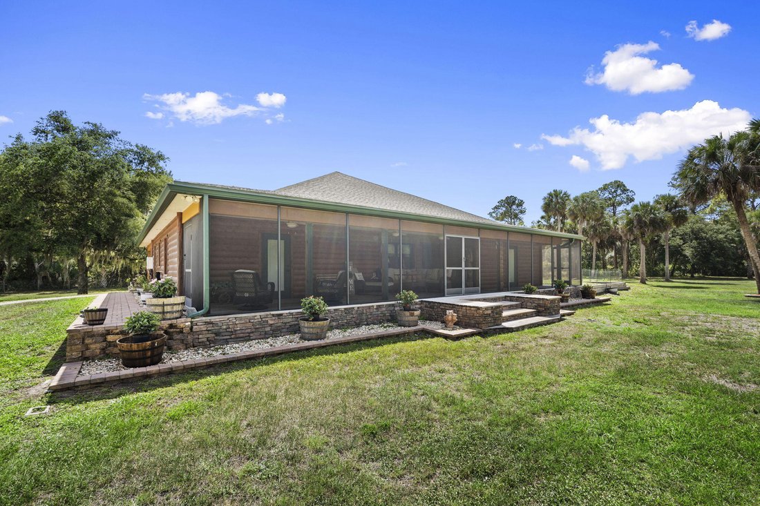House in Okeechobee, Florida, United States 4 - 18103014