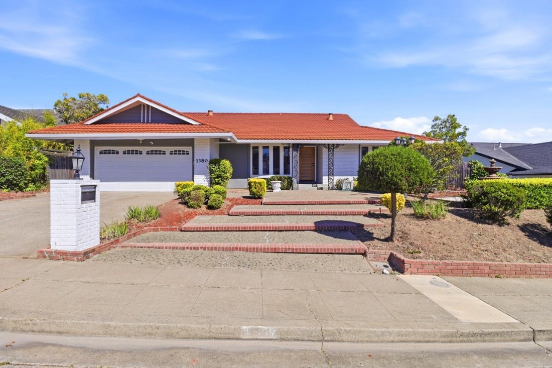 House in Millbrae, California, United States 2 - 18101097