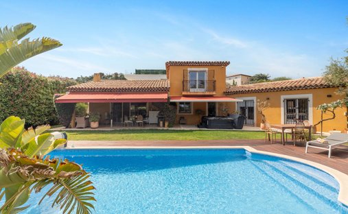 House in Cannes, Provence-Alpes-Côte d'Azur, France 1