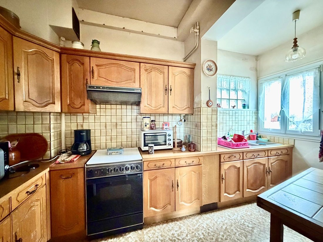 House in Bois-Colombes, Ile-de-France, France 4 - 18092763