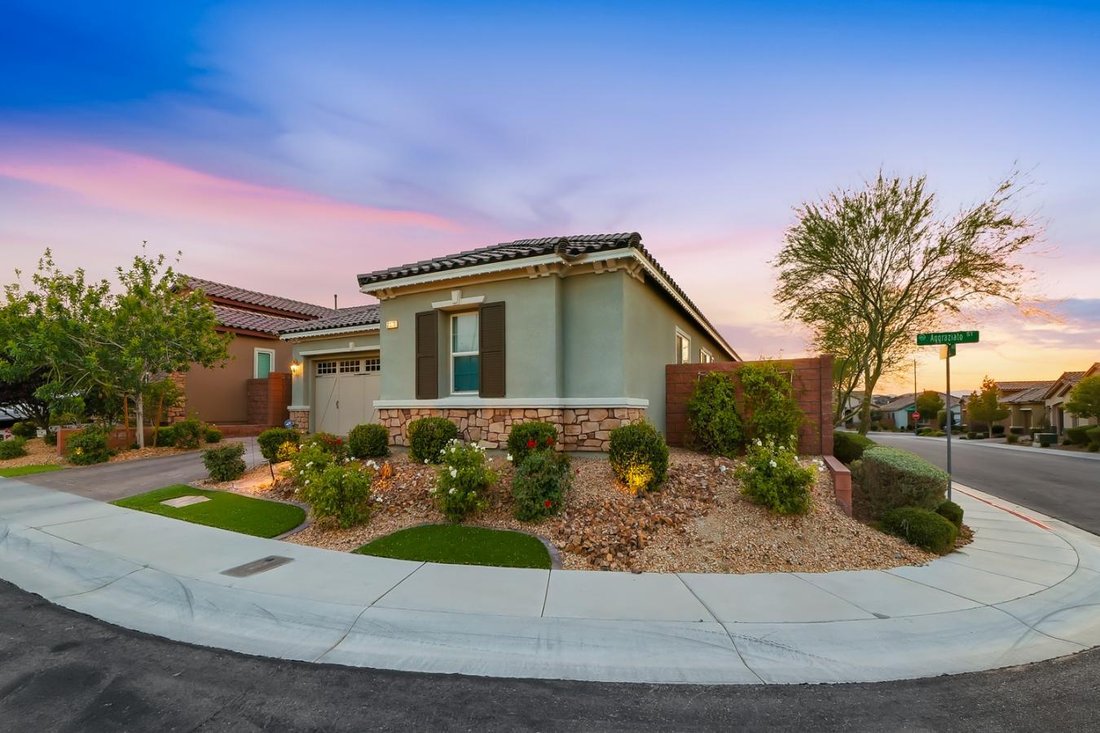 House in Henderson, Nevada, United States 2 - 18099036