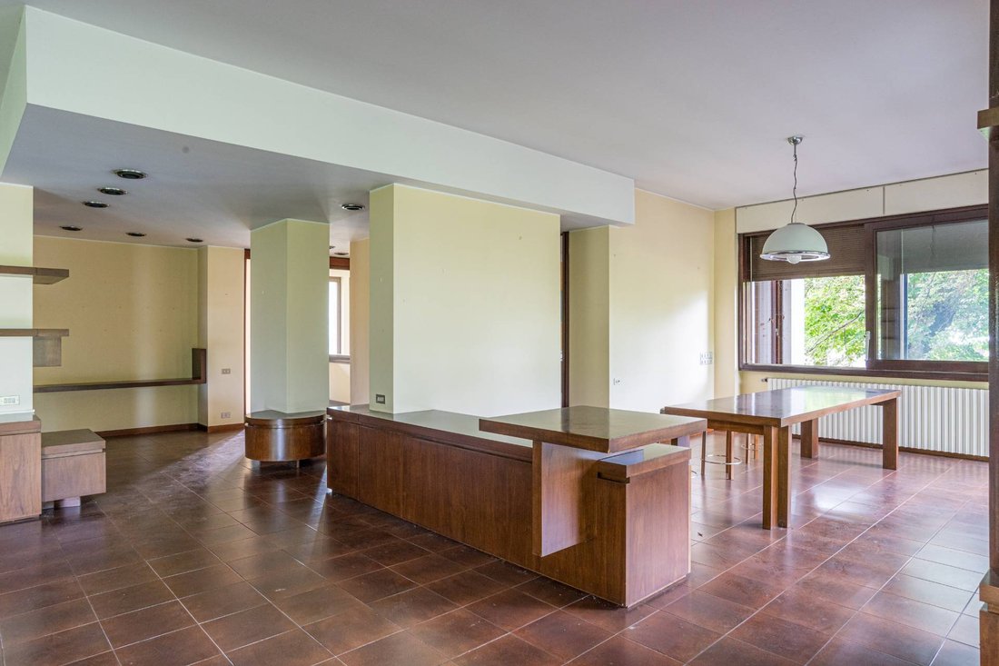 Villa in Albiolo, Lombardy, Italy 5 - 18107725