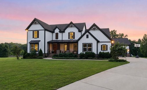 House in Bon Aqua, Tennessee, United States 1
