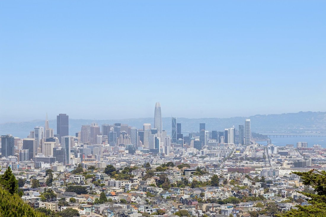 Condo in San Francisco, California, United States 1 - 16675786