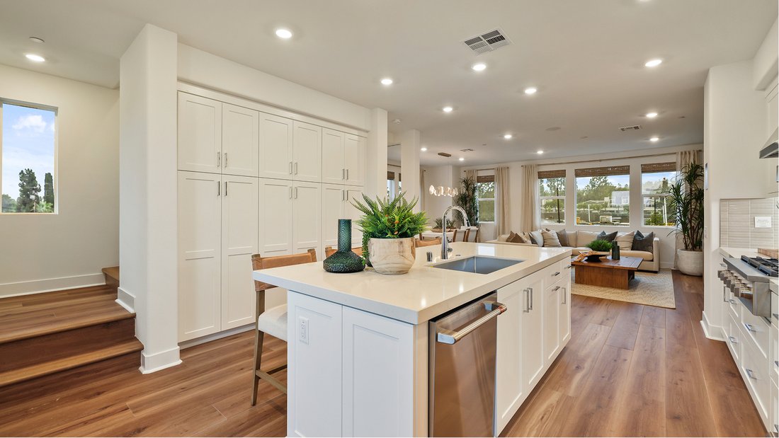 Townhouse in Fullerton, California, United States 3 - 18093570