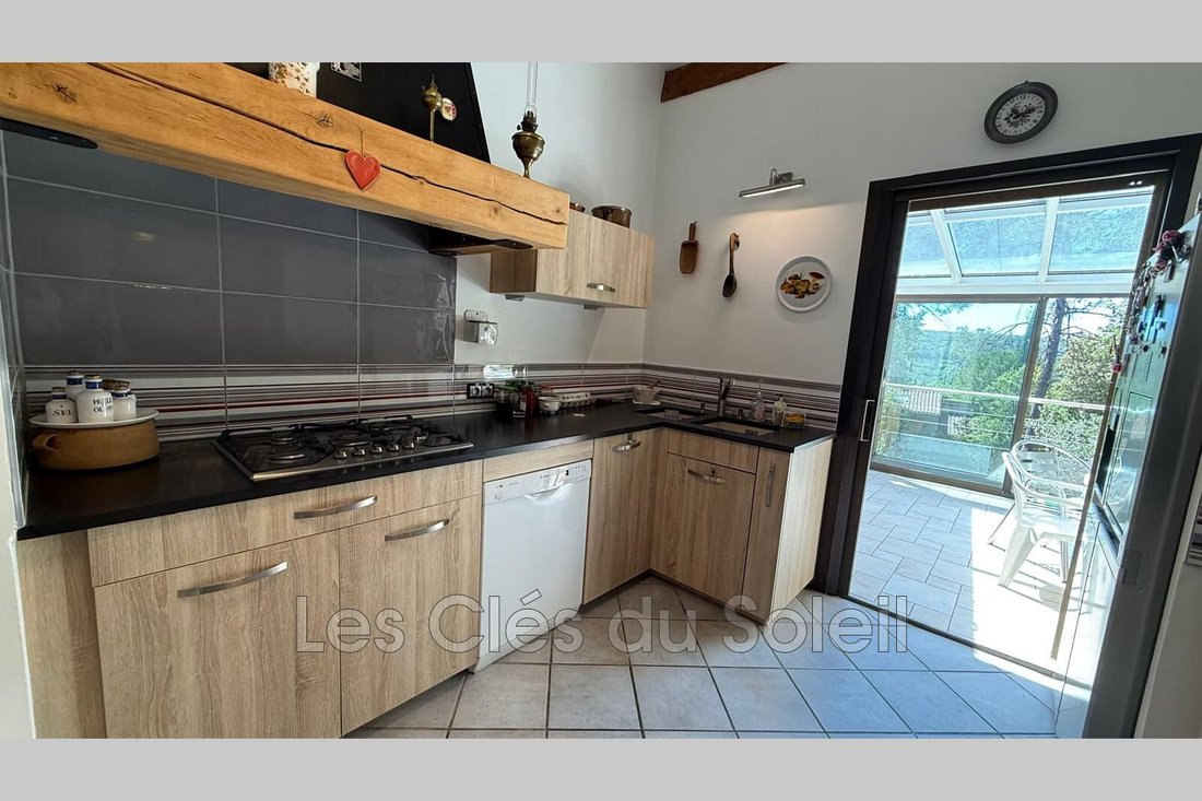 Villa in Brignoles, Provence-Alpes-Côte d'Azur, France 5 - 18098961