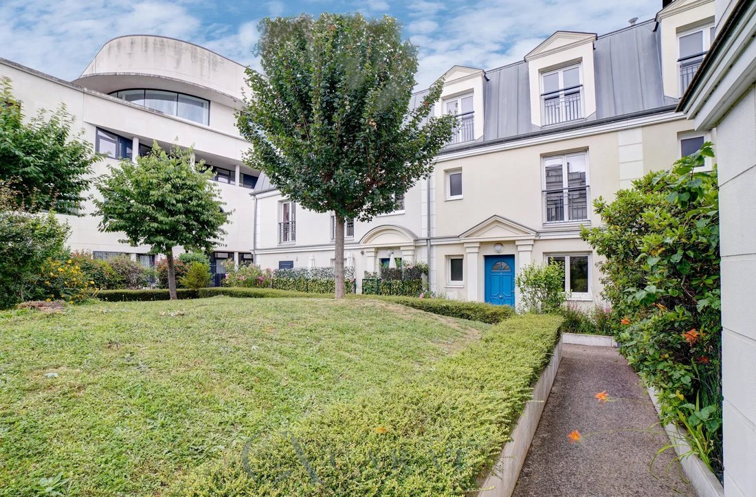 House in Puteaux, Ile-de-France, France 4 - 18106567