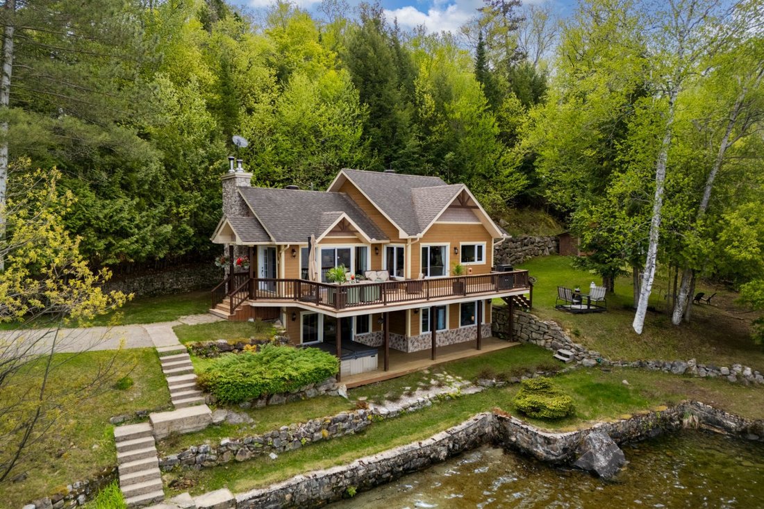 House in La Minerve, Quebec, Canada 2 - 18096450