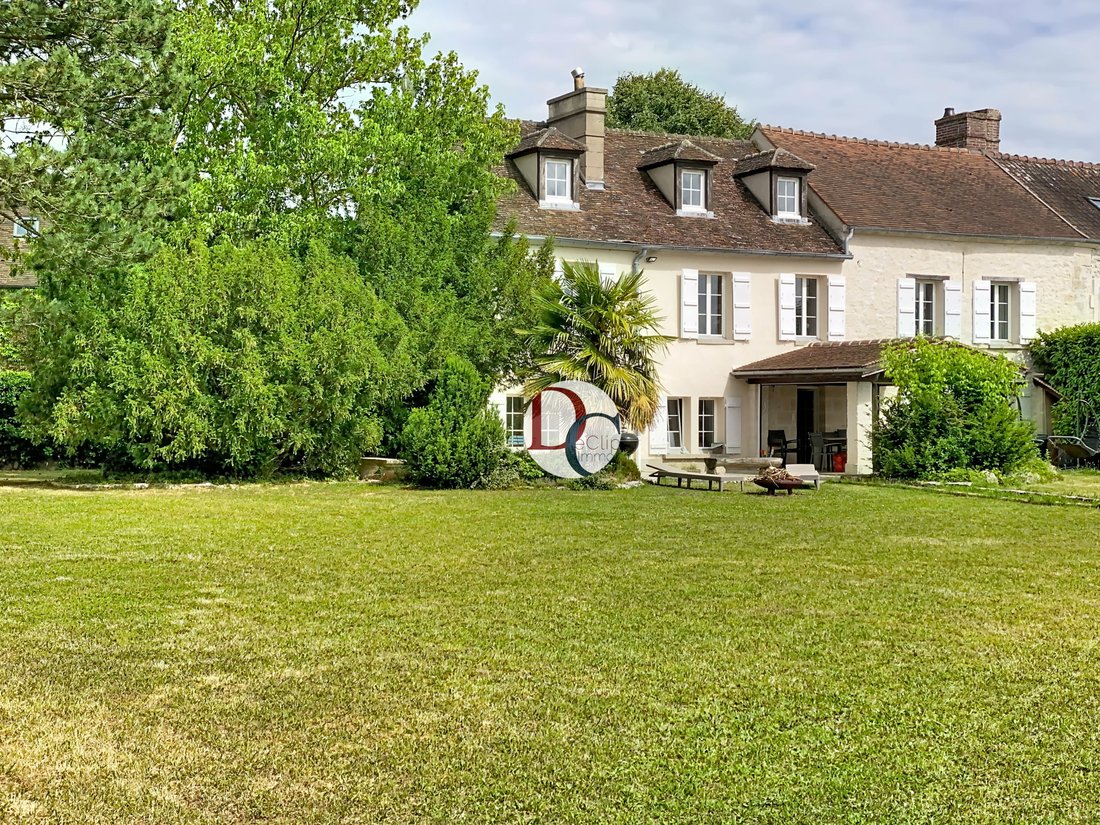 House in Senlis, Hauts-de-France, France 1 - 18107186