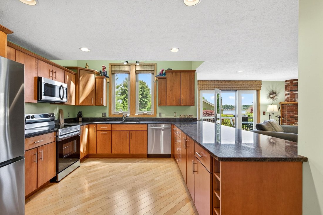 Condo in Laconia, New Hampshire, United States 5 - 18104833