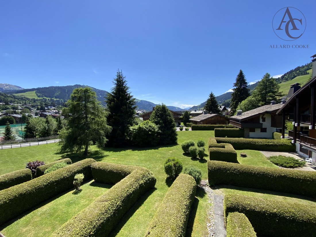 Apartment in Megève, Auvergne-Rhône-Alpes, France 3 - 18088240