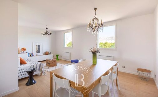 Apartment in President Roosevelt, Saint-Germain-en-Laye, France 1