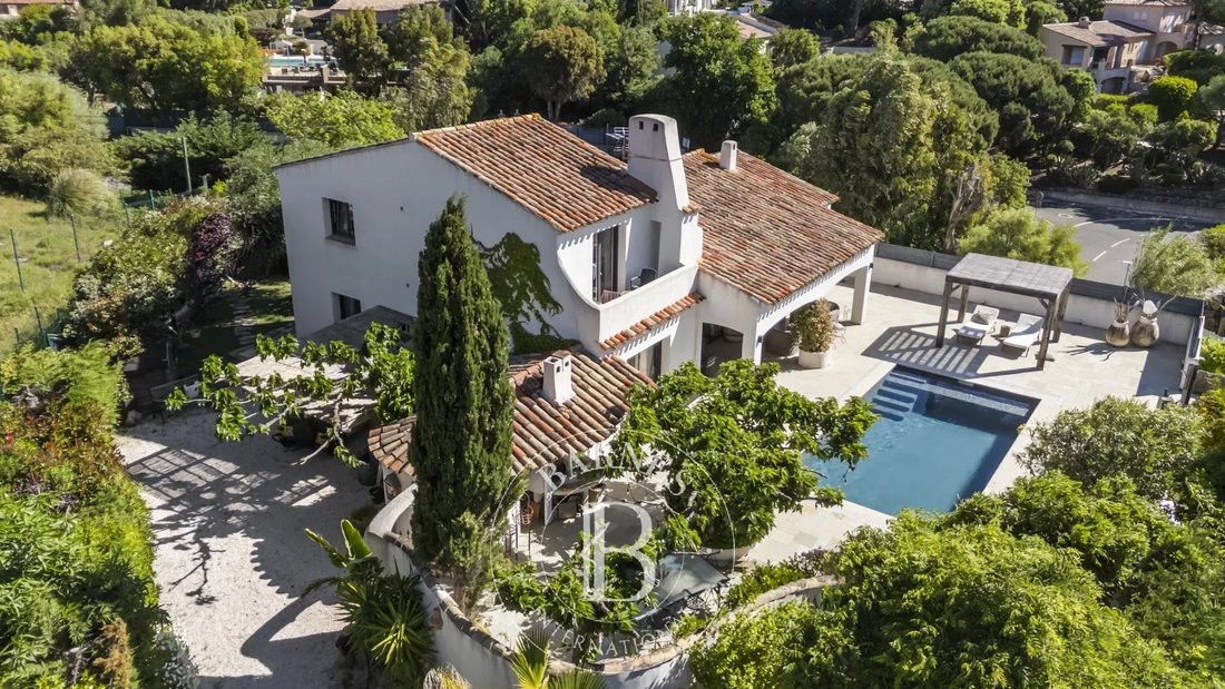 Villa in Basse Suane-Les Virgiles, Sainte-Maxime, France 1 - 17918292
