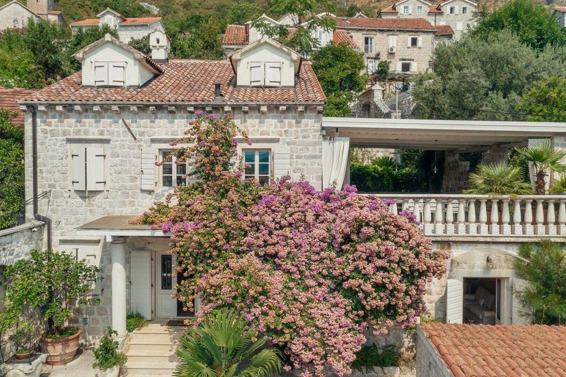 Villa in Perast, Kotor Municipality, Montenegro 4 - 16929579