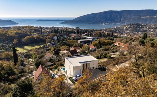 Villa a Podi, Lustizza, Montenegro 1