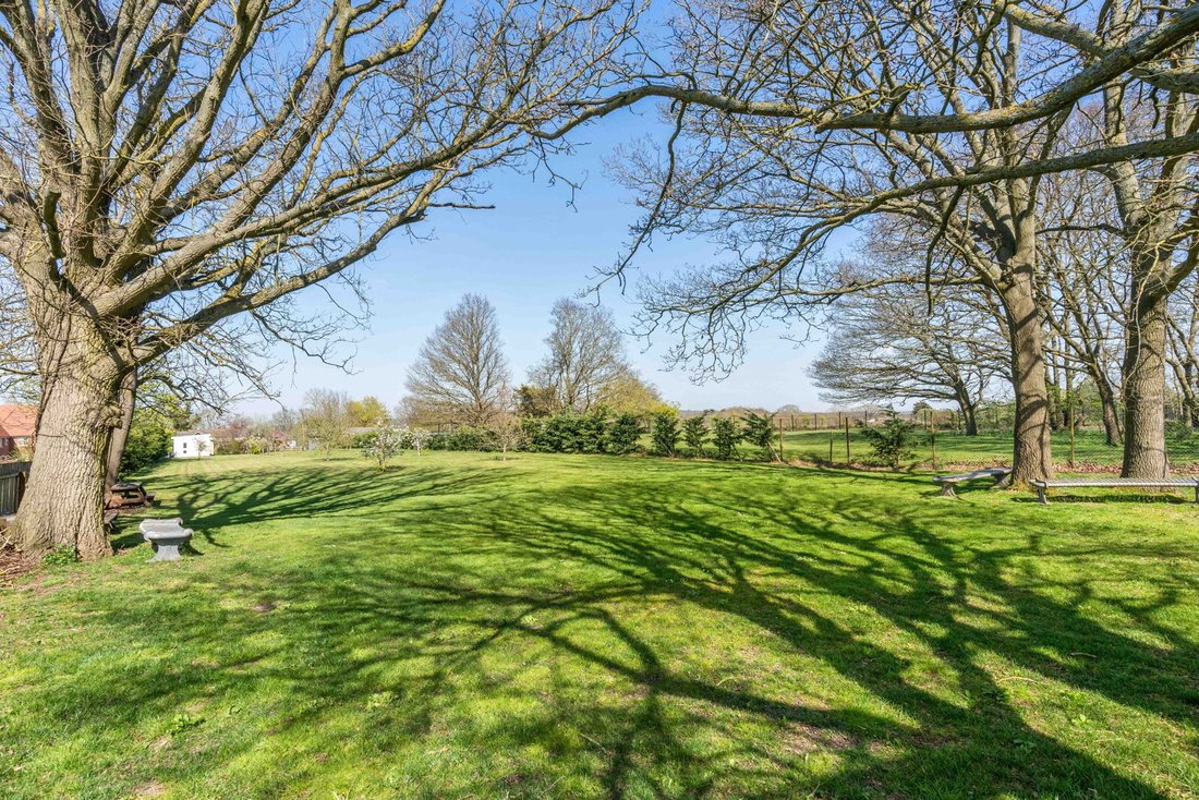 Country House in Butts Green, Sandon, England 4 - 16571163