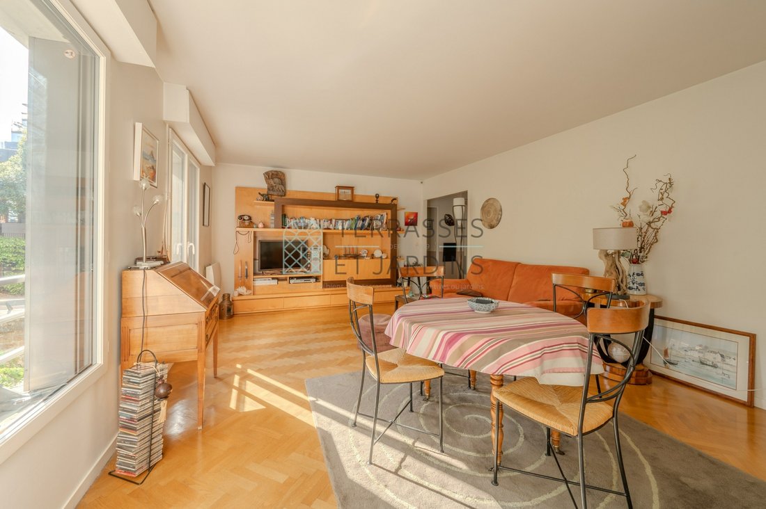 Apartment in Palais Royal, Paris 1er Arrondissement, Paris 4 - 17707332