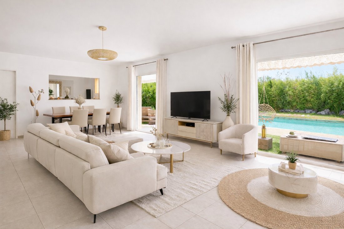 Villa in Solliès-Ville, Provence-Alpes-Côte d'Azur, France 1 - 18105544