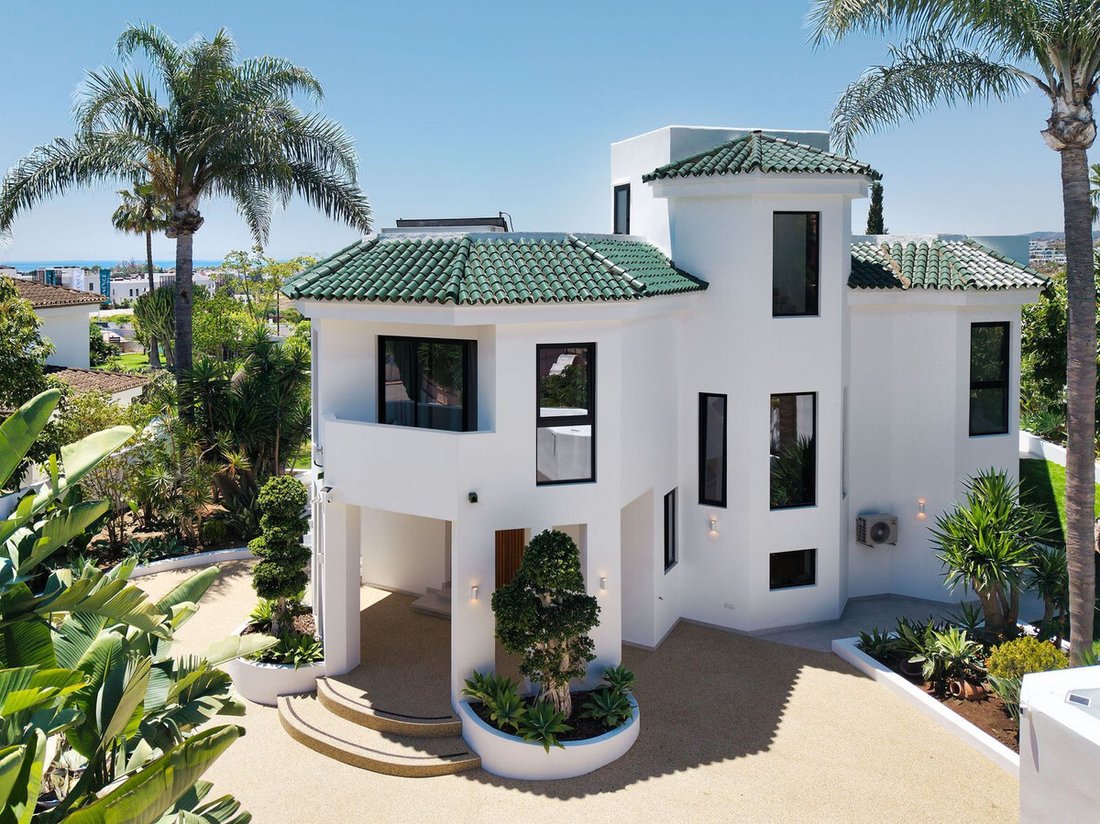 Villa in Marbella, Andalusia, Spain 1 - 18105056