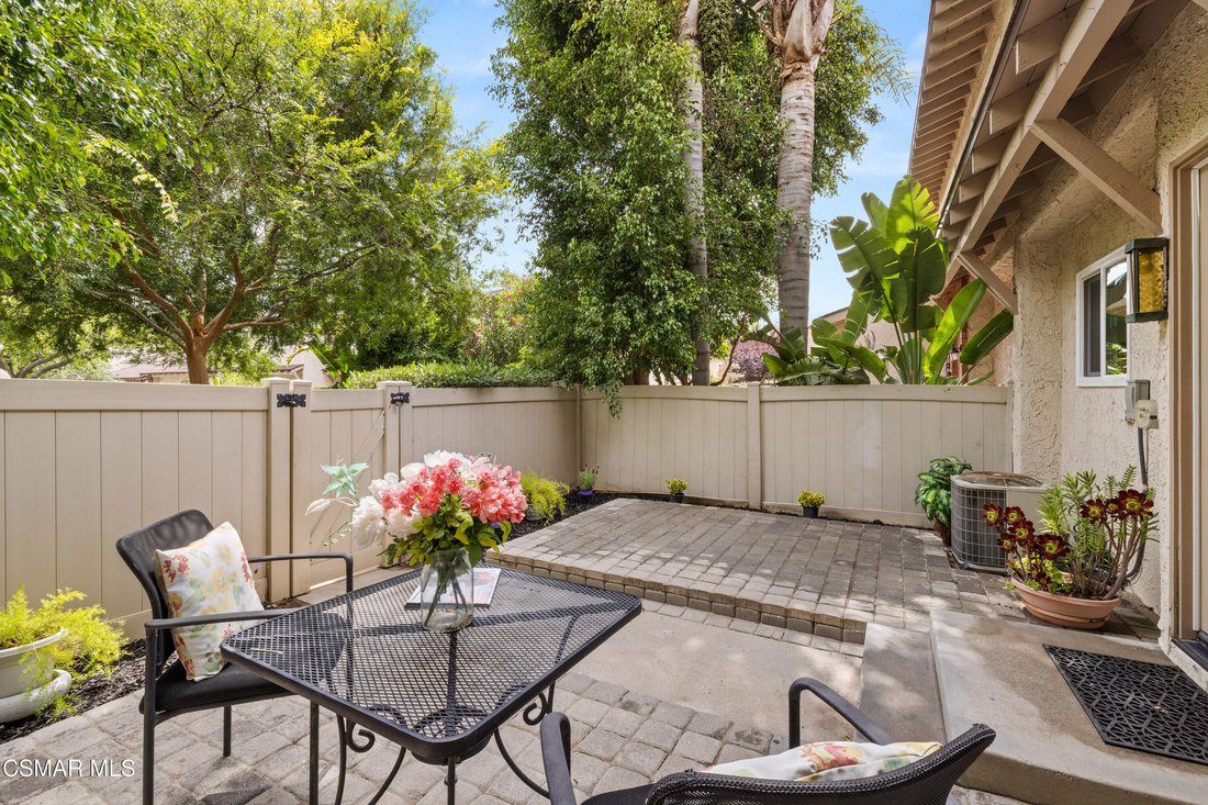 Townhouse in Thousand Oaks, California, United States 5 - 18031018