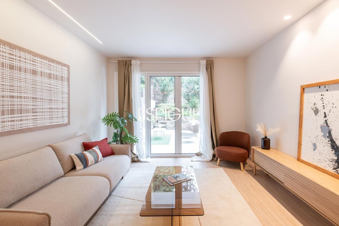 Apartment in Sarrià-Sant Gervasi, Barcelona, Spain 2 - 18094734