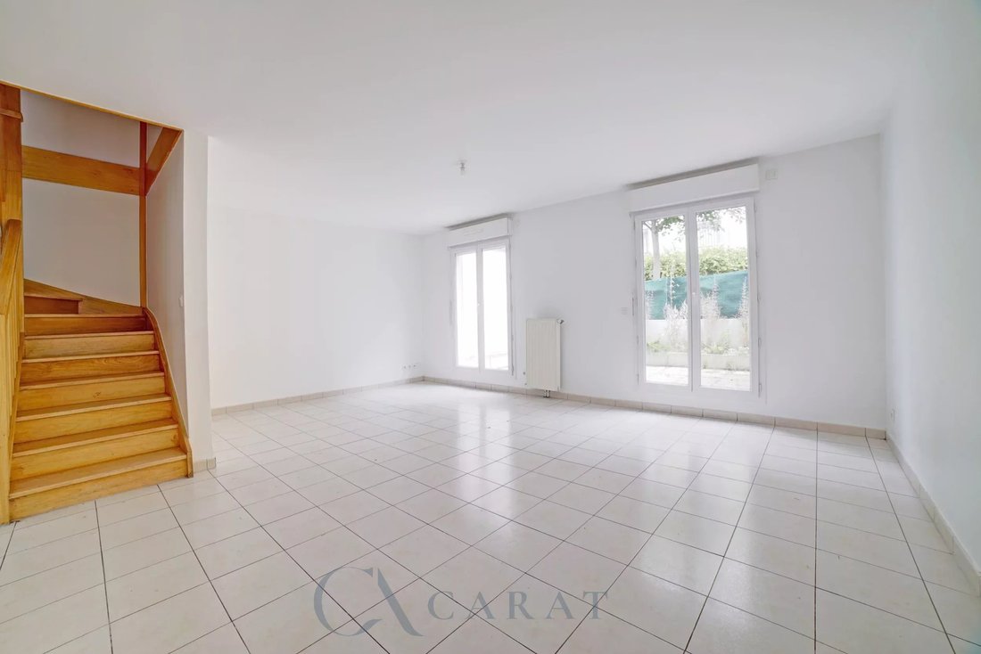 House in Puteaux, Ile-de-France, France 2 - 18106567