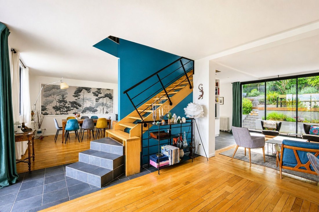 House in Plateau Ouest, Suresnes, France 2 - 18102929