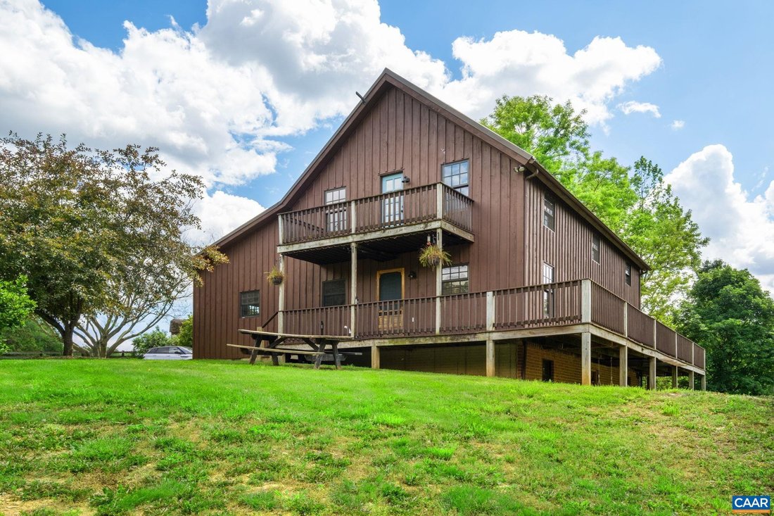 House in Grottoes, Virginia, United States 2 - 18095085