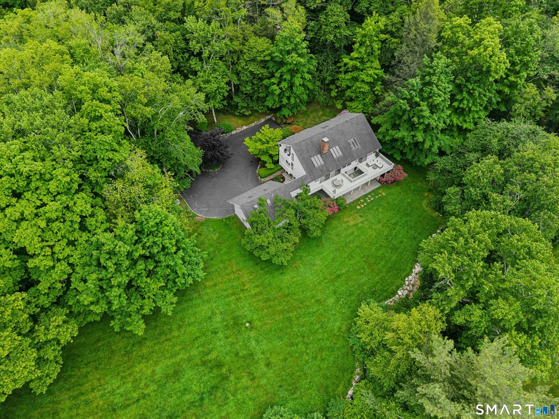 House in Weston, Connecticut, United States 3 - 18097885