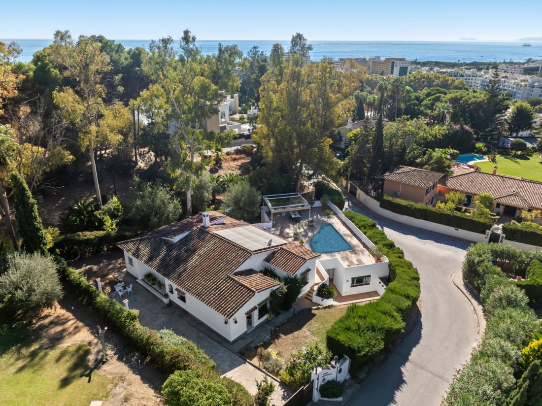 House in Marbella, Andalusia, Spain 1 - 18107150