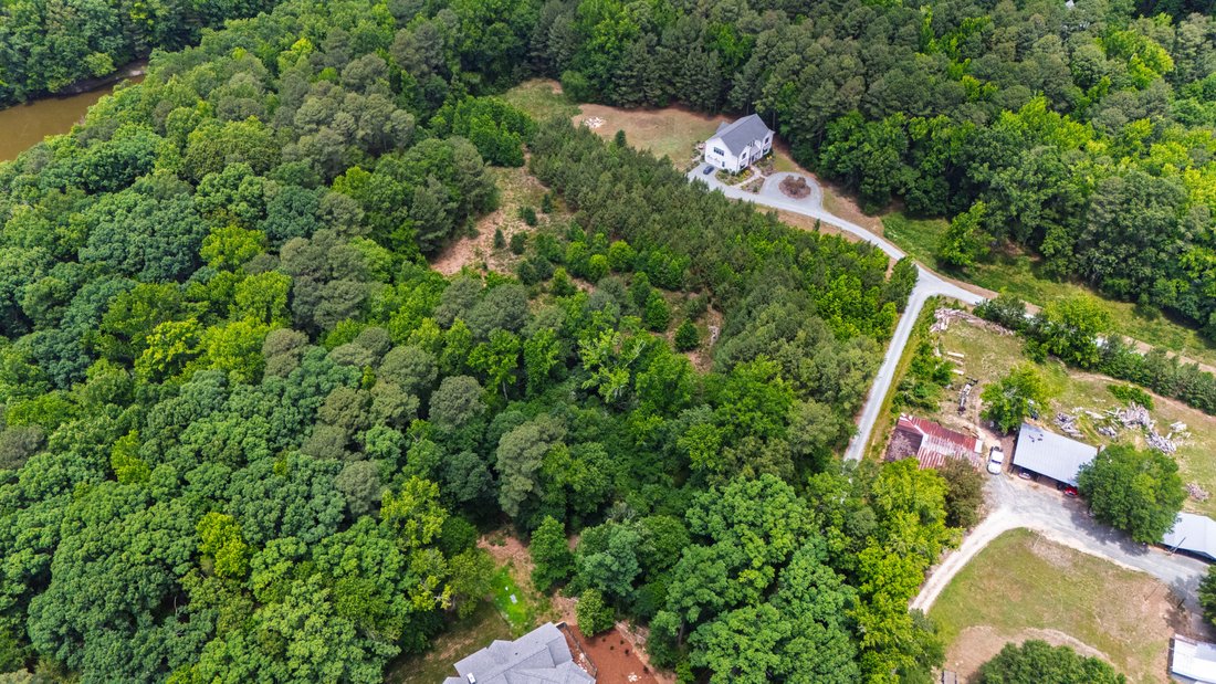 Land in Chapel Hill, North Carolina, United States 5 - 18107830