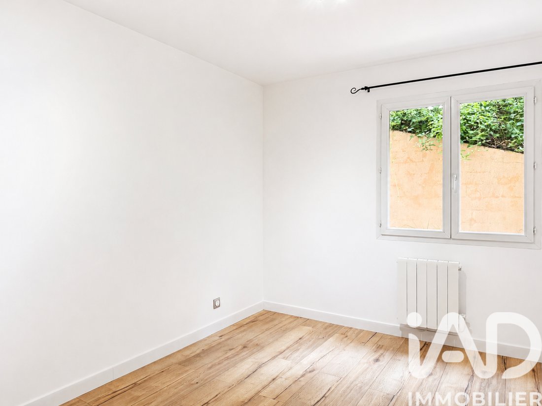 Apartment in Basses-Barolles, Saint-Genis-Laval, France 5 - 18097214