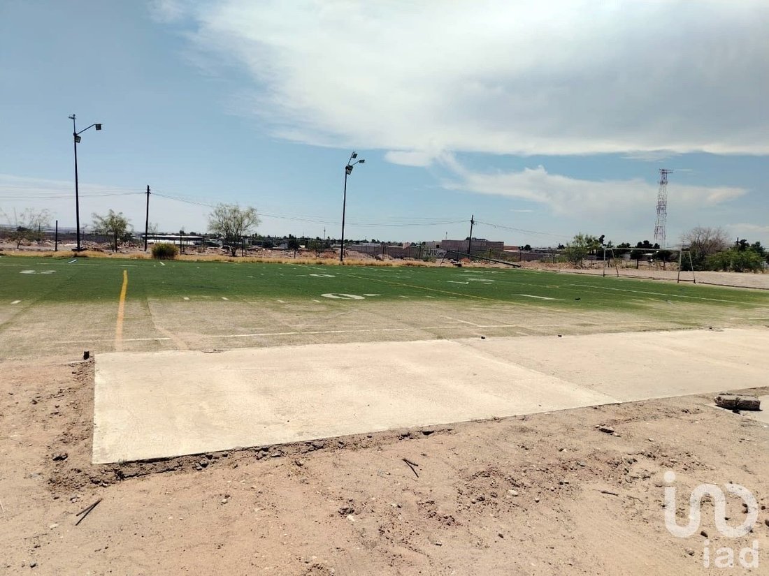 Land in Ciudad Juárez, Chihuahua, Mexico 1 - 18093000