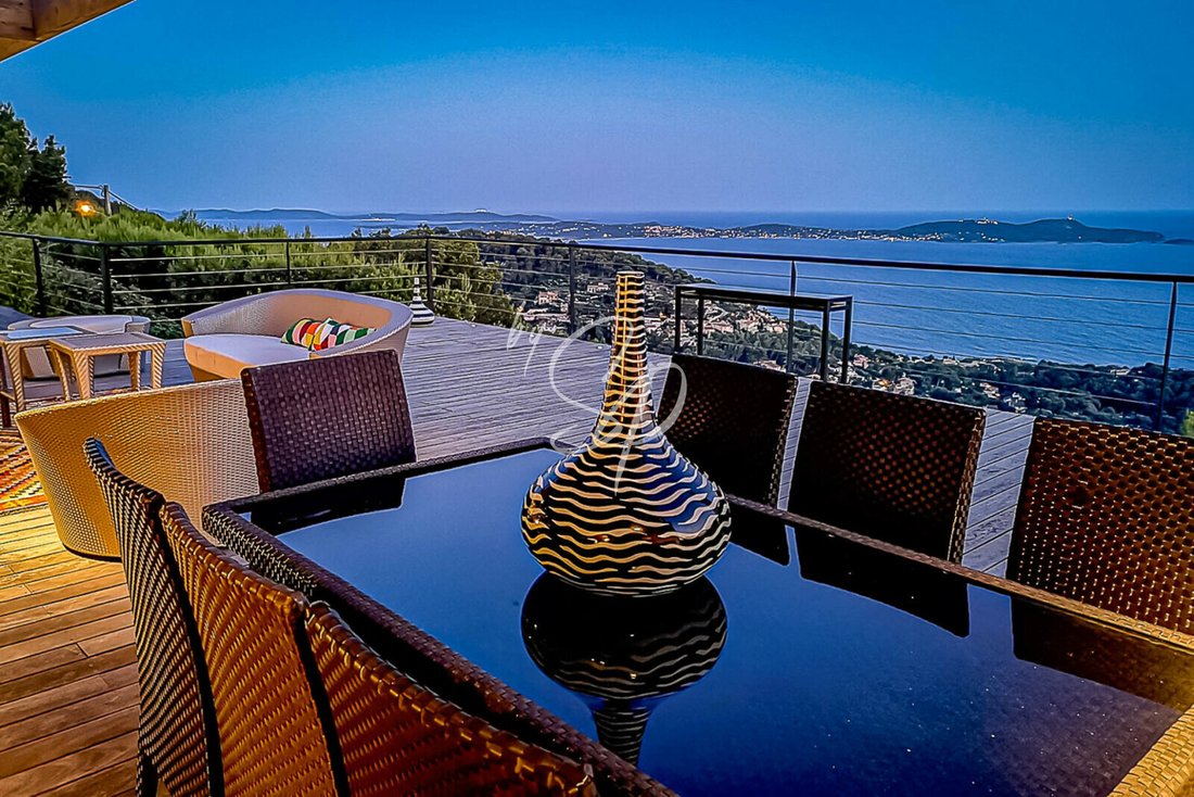 House in Carqueiranne, Provence-Alpes-Côte d'Azur, France 1 - 18106427