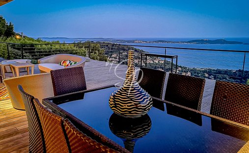 House in Carqueiranne, Provence-Alpes-Côte d'Azur, France 1