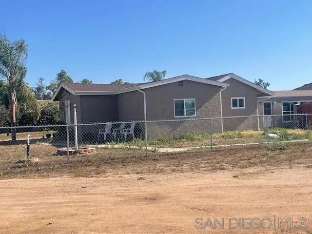 Ramona, California, United States 2 - 18091833