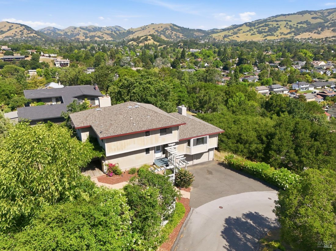 House in Petaluma, California, United States 5 - 17981794