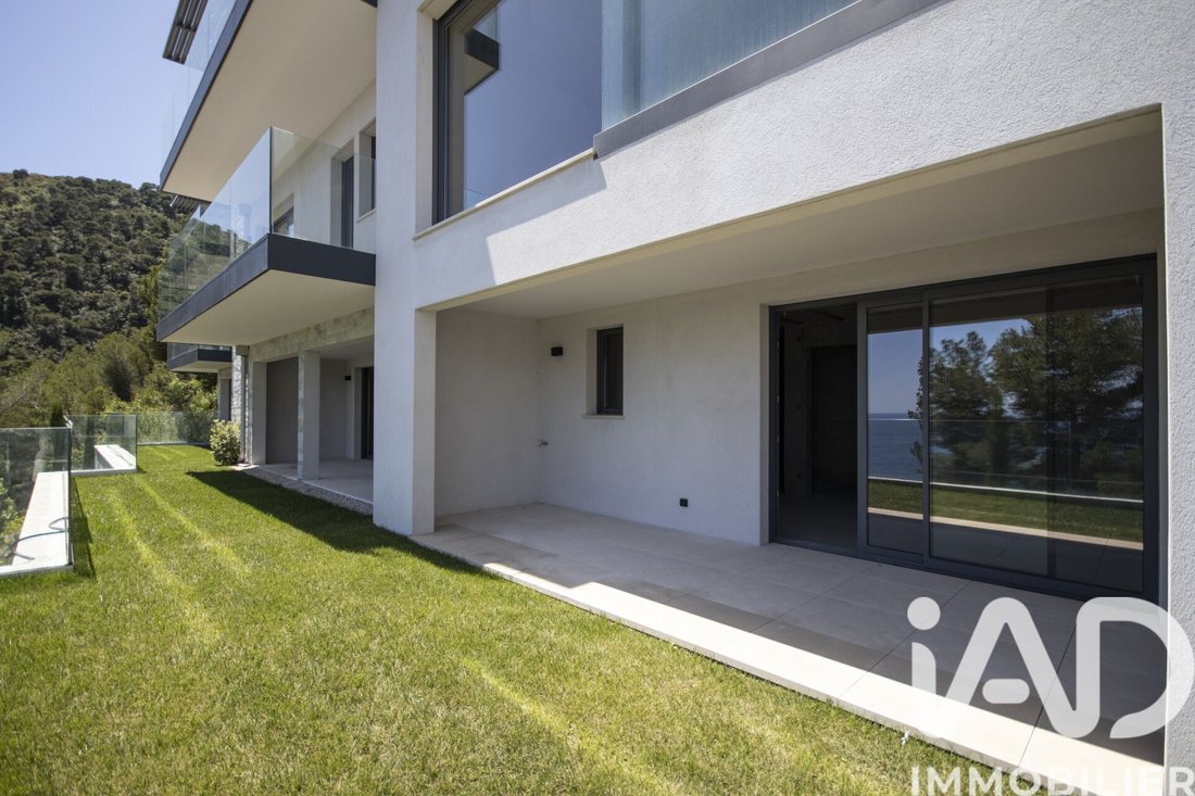 House in Èze, Provence-Alpes-Côte d'Azur, France 3 - 18097145