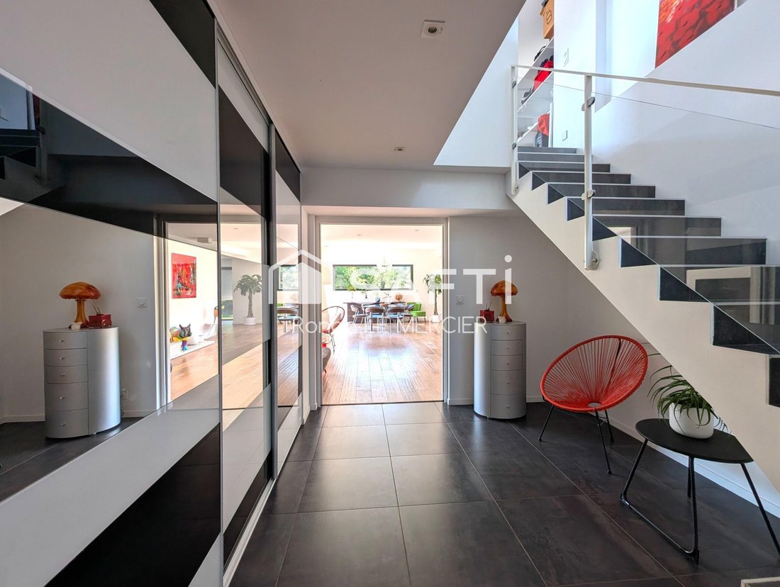 House in Centre Peri, Saint-Ave, France 3 - 18100204