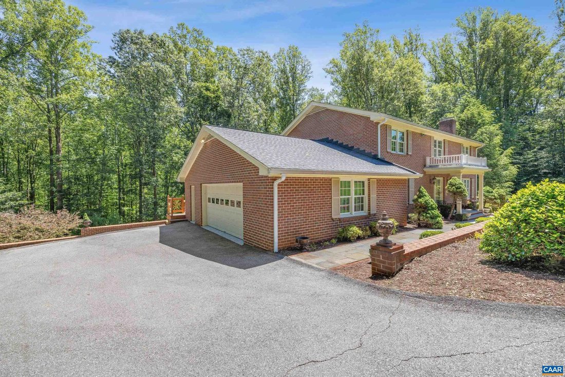 House in Charlottesville, Virginia, United States 3 - 18091243