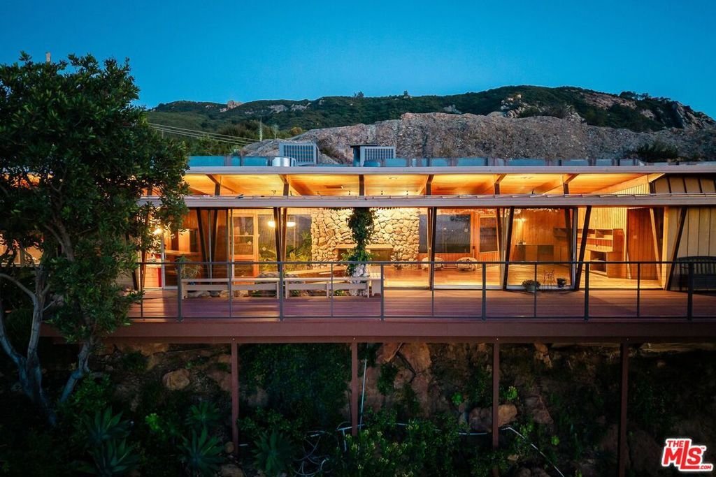 House in Hidden Hills, California, United States 3 - 18102416