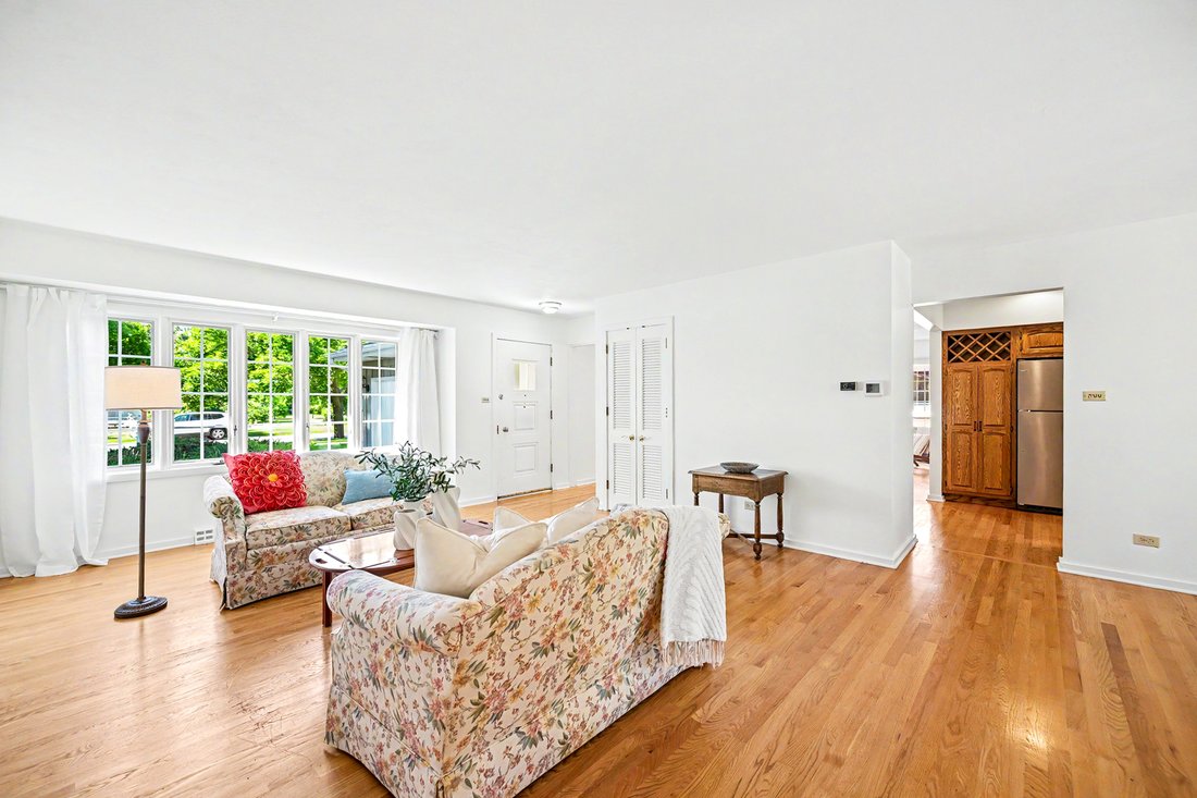House in Glen Ellyn, Illinois, United States 3 - 18092348