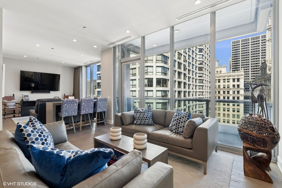 Condo in Chicago, Illinois, United States 4 - 18090879