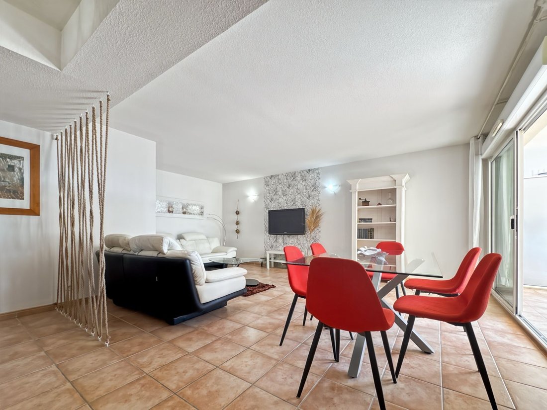 Apartment in Nord, Cavalaire-sur-Mer, France 5 - 18096136