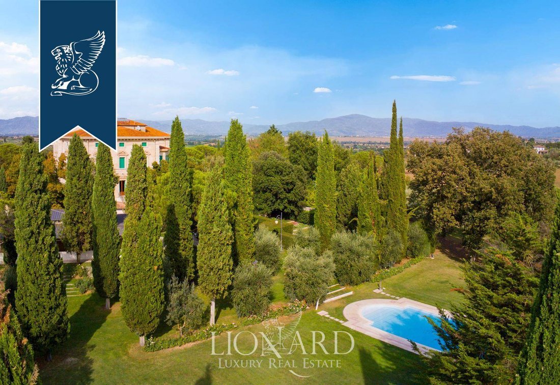 Villa in Foiano della Chiana, Tuscany, Italy 2 - 18096680