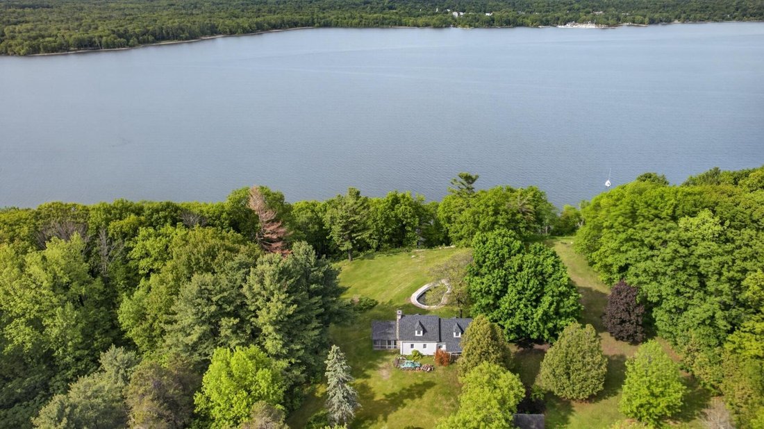 House in Oka, Quebec, Canada 4 - 18107819