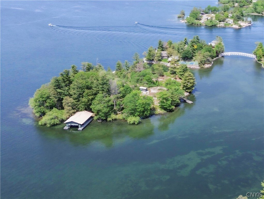 House in Alexandria Bay, New York, United States 1 - 18106231
