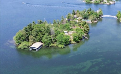 House in Alexandria Bay, New York, United States 1