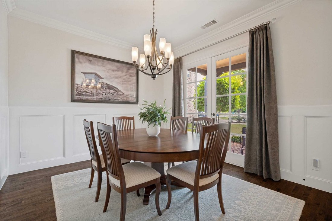 House in Frisco, Texas, United States 4 - 18097542